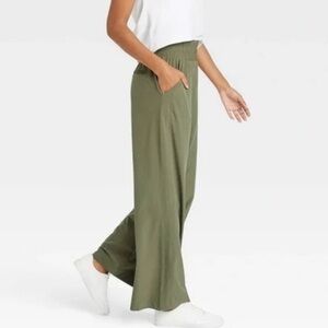 All in Motion Stretch Wide Leg Pants - NWT, Sz L